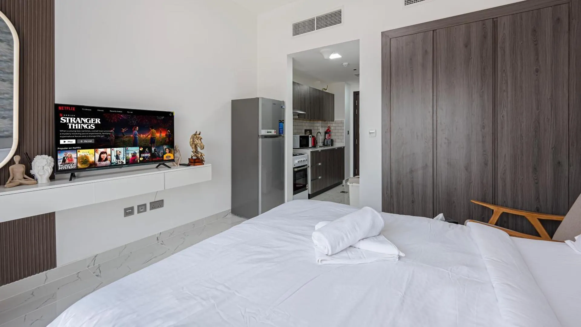 Apartman Sleek & Spacious Studio In Central Dubailand Egyesült Arab Emírségek